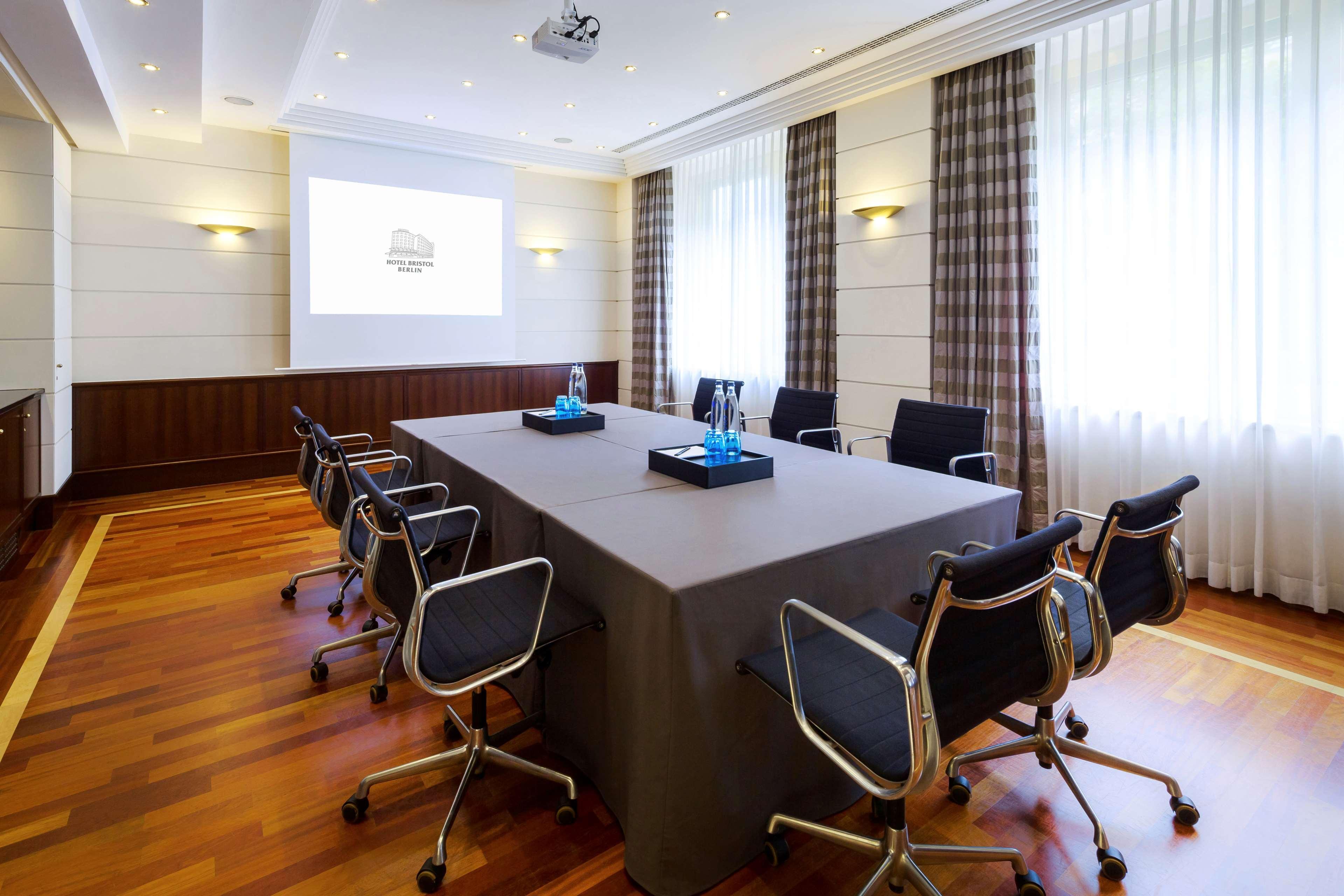 호텔 브리스톨 베를린 외부 사진 Meeting room